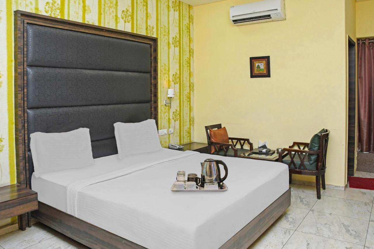 Townhouse 900 Hotel Surya Palace Bhilai Zewnętrze zdjęcie