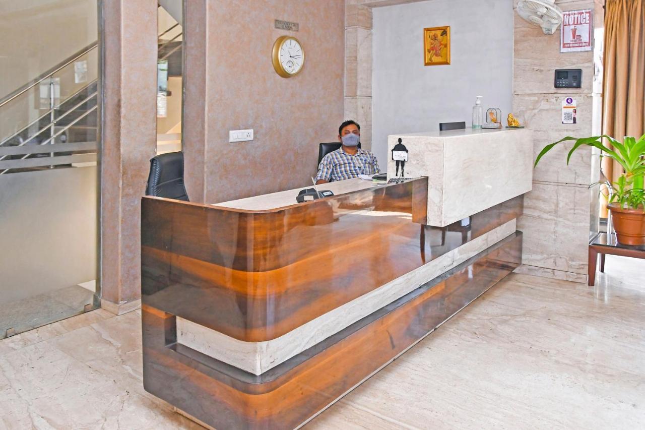Townhouse 900 Hotel Surya Palace Bhilai Zewnętrze zdjęcie