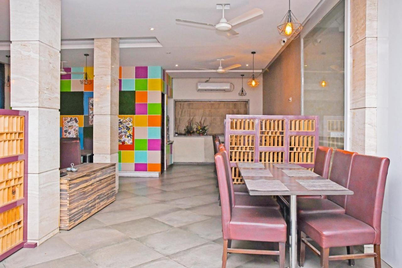 Townhouse 900 Hotel Surya Palace Bhilai Zewnętrze zdjęcie